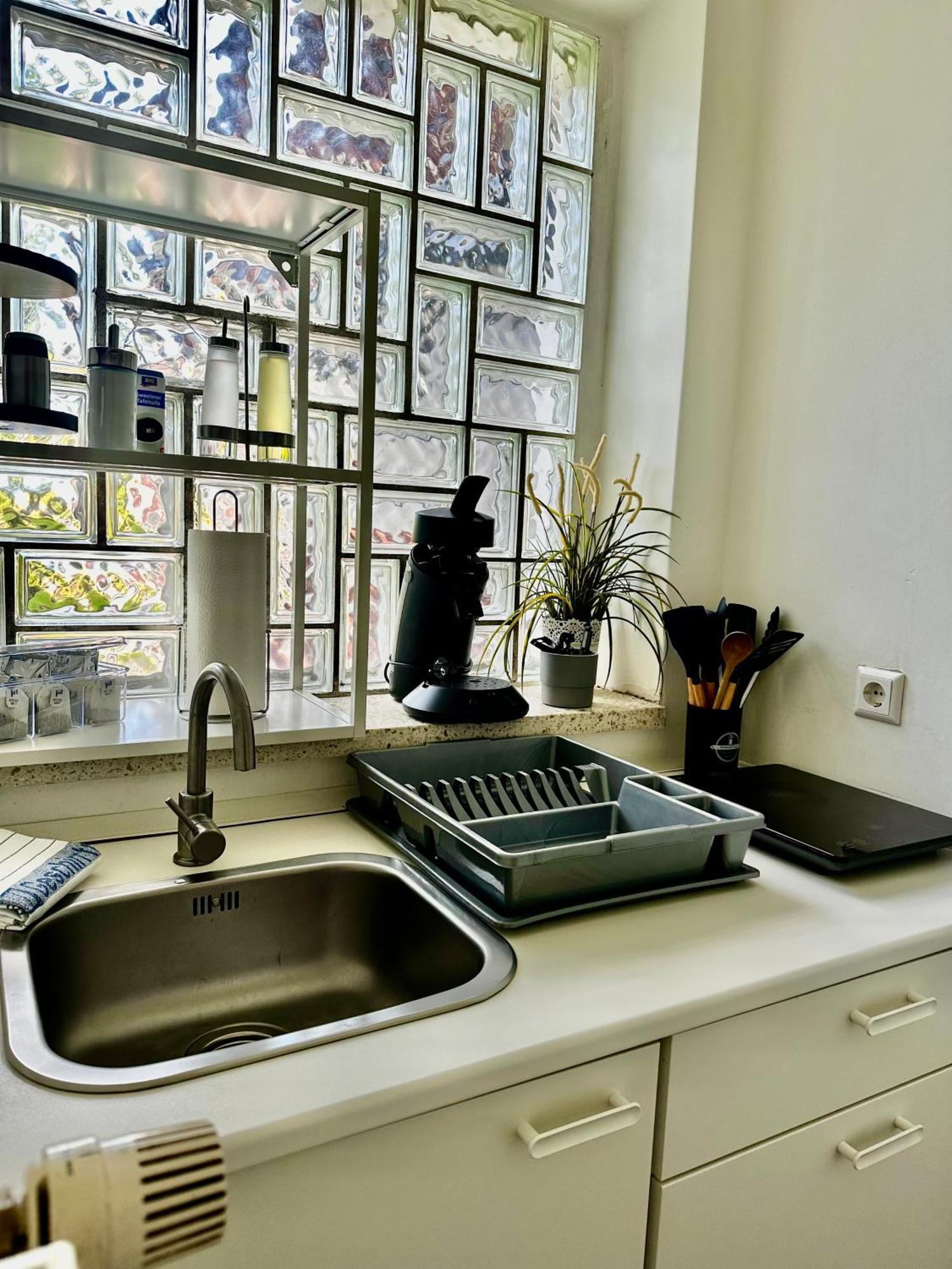 Apartment In Ruhiger Lage-waschmaschine-balkon Wolfsburg