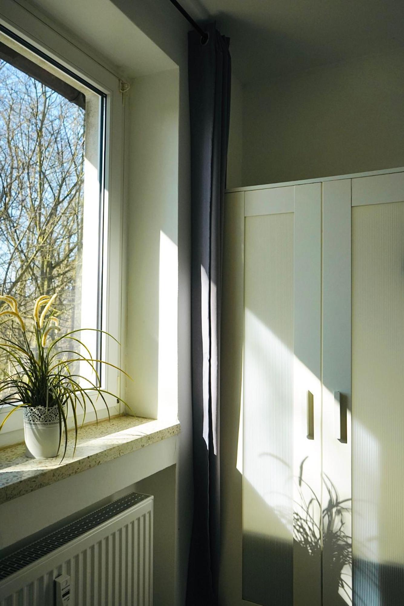 In Ruhiger Lage-waschmaschine-balkon Apartment